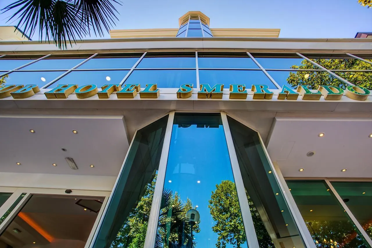 Hotel Smeraldo Чезенатико