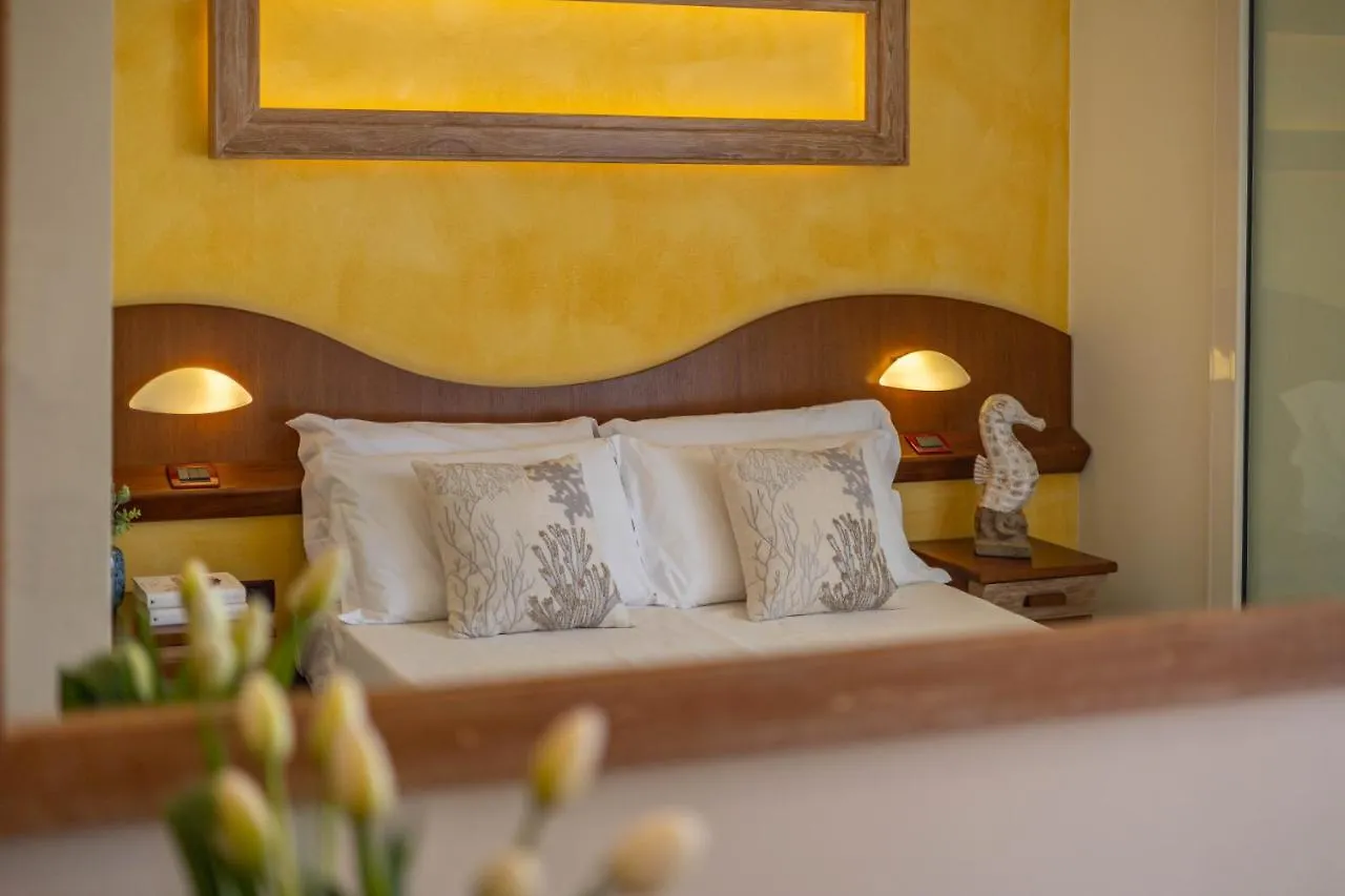 Hotel Smeraldo Cesenatico 4*,