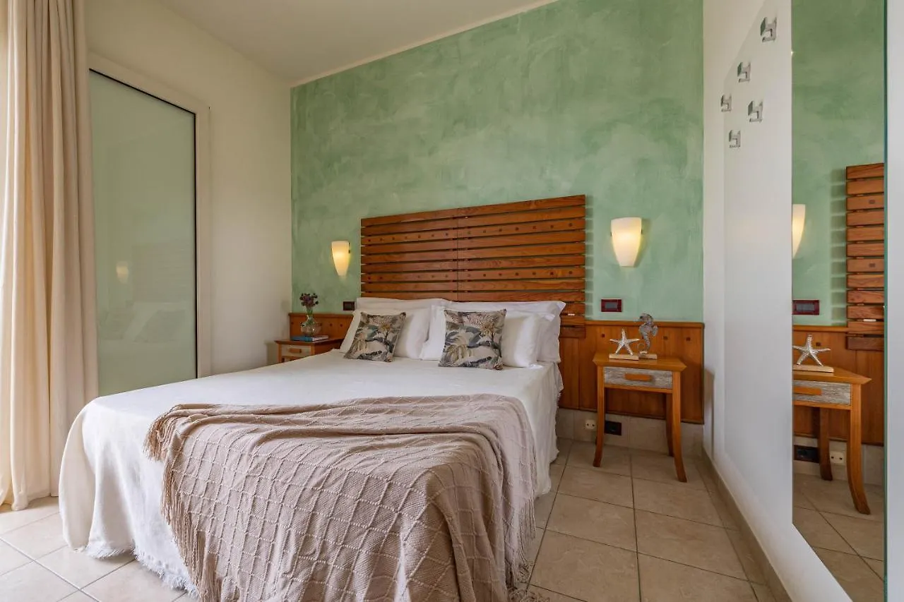 Hotel Smeraldo Cesenatico 4*,  Italien